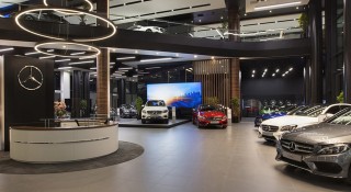 Mercedes ra mắt showroom online tại Việt Nam